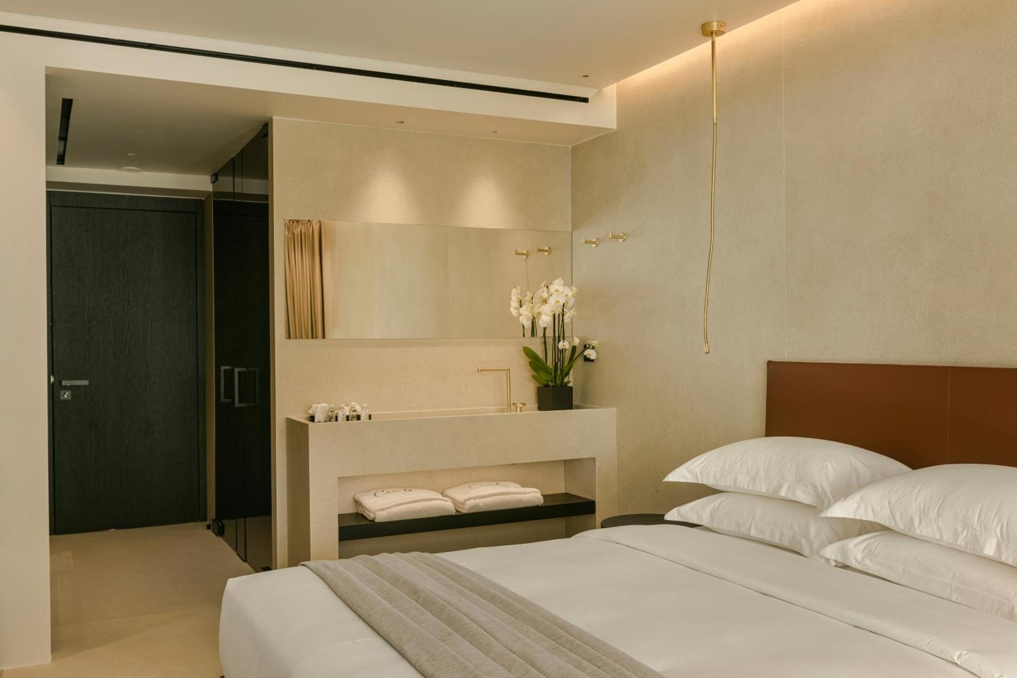 Casaly Hotel & Spa Argostoli  Buitenkant foto