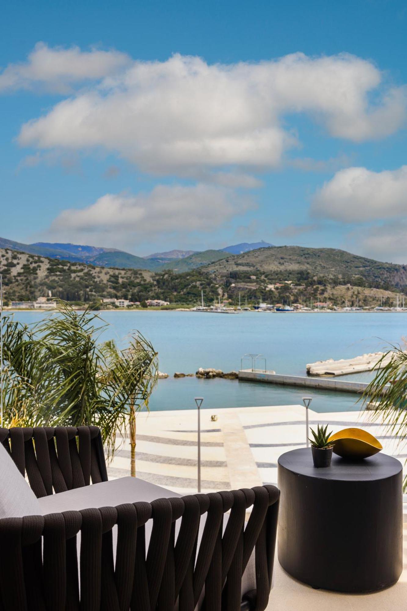 Casaly Hotel & Spa Argostoli  Buitenkant foto